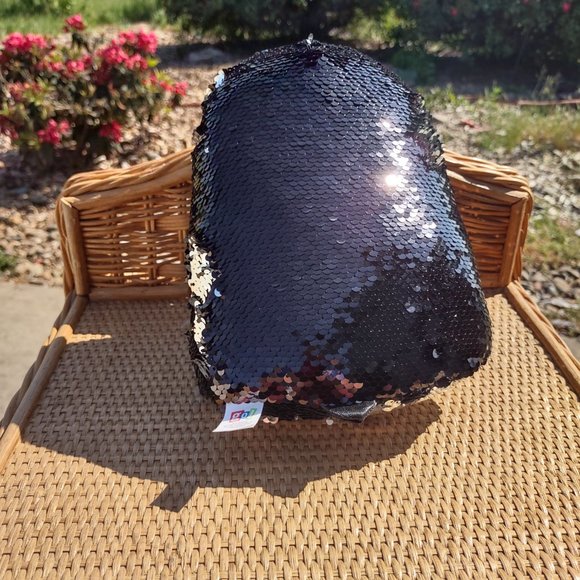 NWT Kobioto Sequin  Penguin Plush Toy Reversible Sequins - Picture 4 of 7